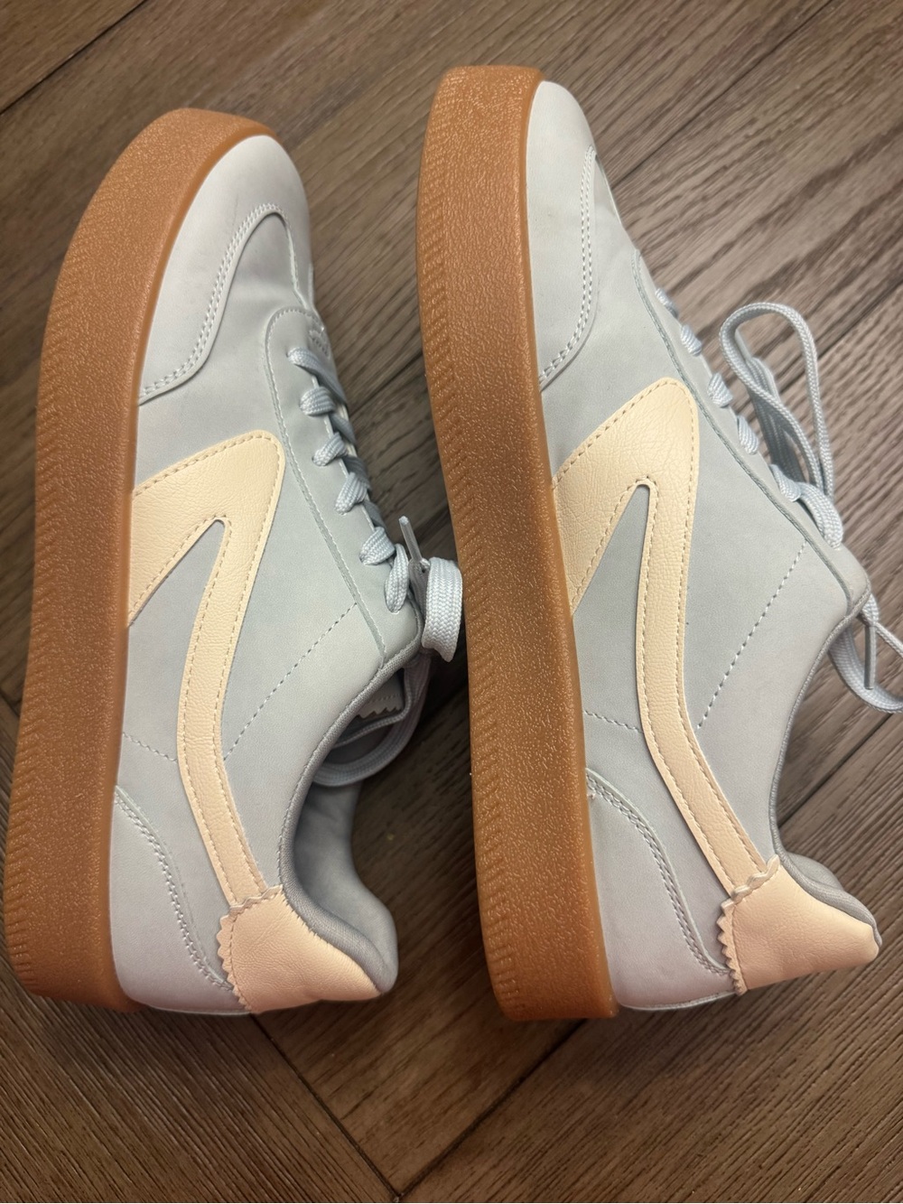 Women’s Dolce Virs Light Blue Retro Sneakers with Cream Swoosh - Picture 4 of 4